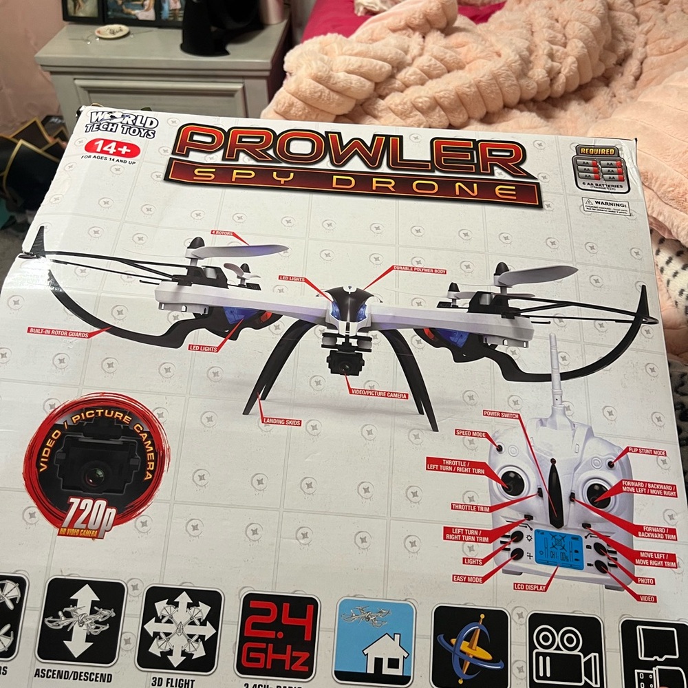 Prowler Spy Drone - White and Black